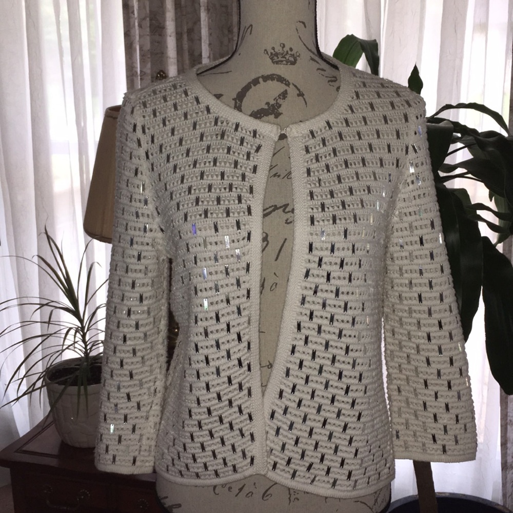 CHICO’S SNAZZY SILVER SEQUINED OPEN FRONT CARDIGAN